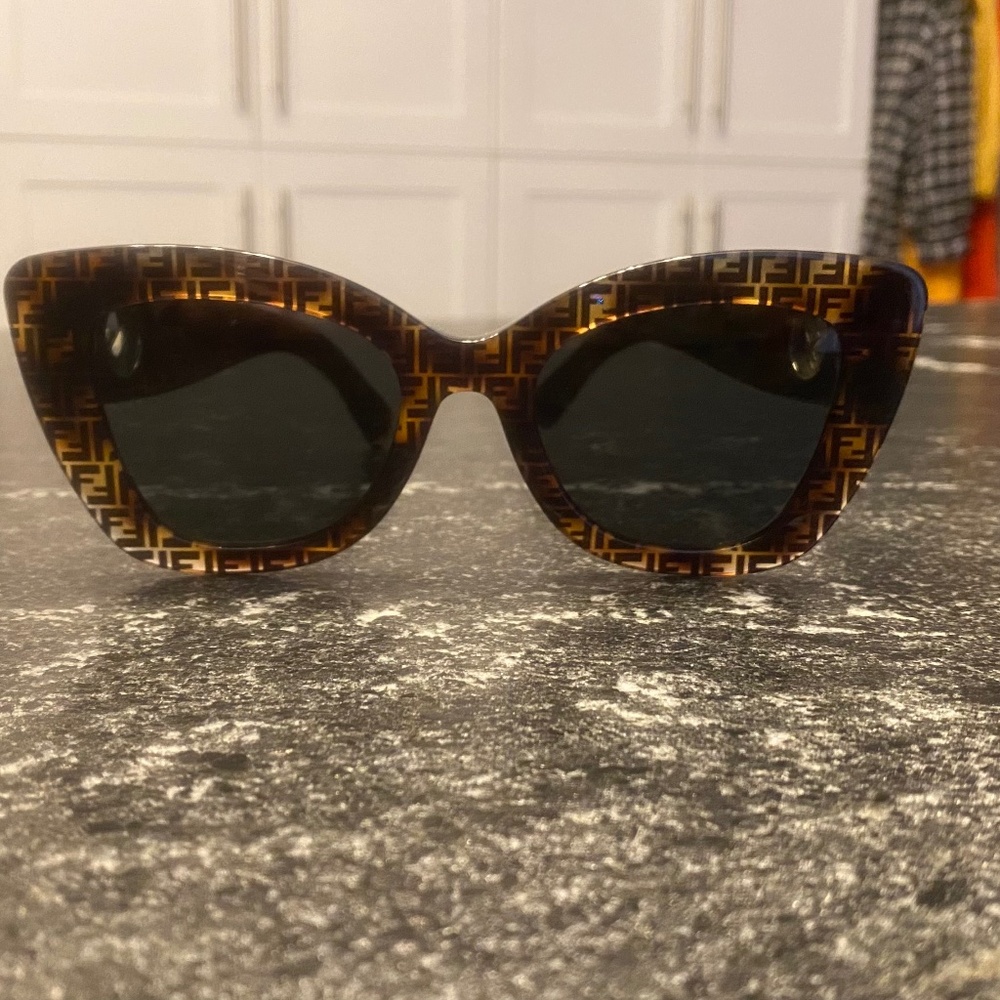 Fendi FF 0327/S O86IR Cat Eye Sunglasses Dark Havana